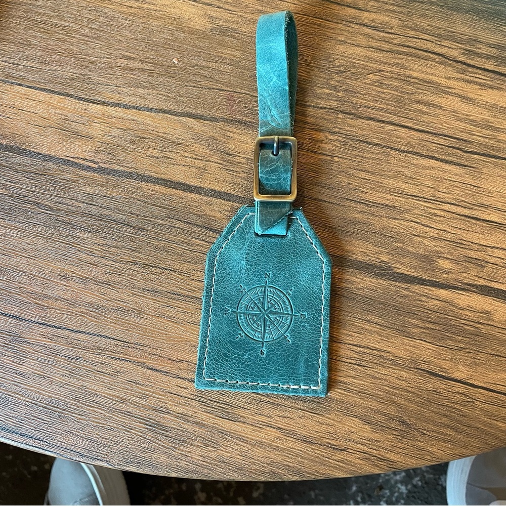 Portland leather luggage tag